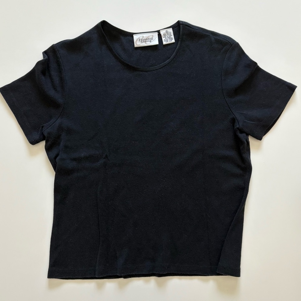 Essential Elements Crew Neck T-Shirt. Black Woman’s Small